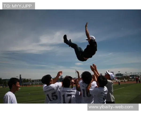 足球与科技的融合探索如何推动运动员表现与比赛体验的革命性变革